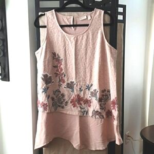 LOGO LAVISH Lori Goldstein tunic top SZ M